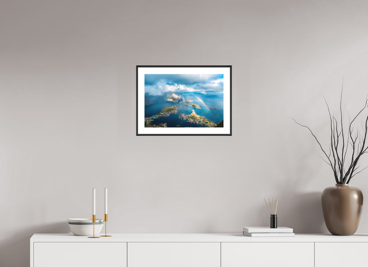 Rainbow over Reinebringen, Lofoten, 45 x 30 cm, framed Schwarz