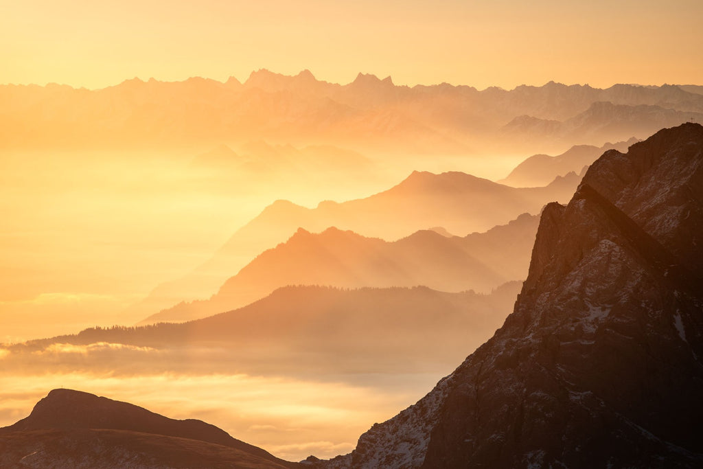 Photo Säntis Hazy Sunrise Layers, Switzerland
