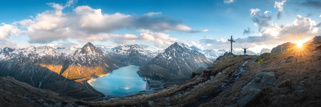 Photo Silvretta Reservoir Golden Sunset, Alps