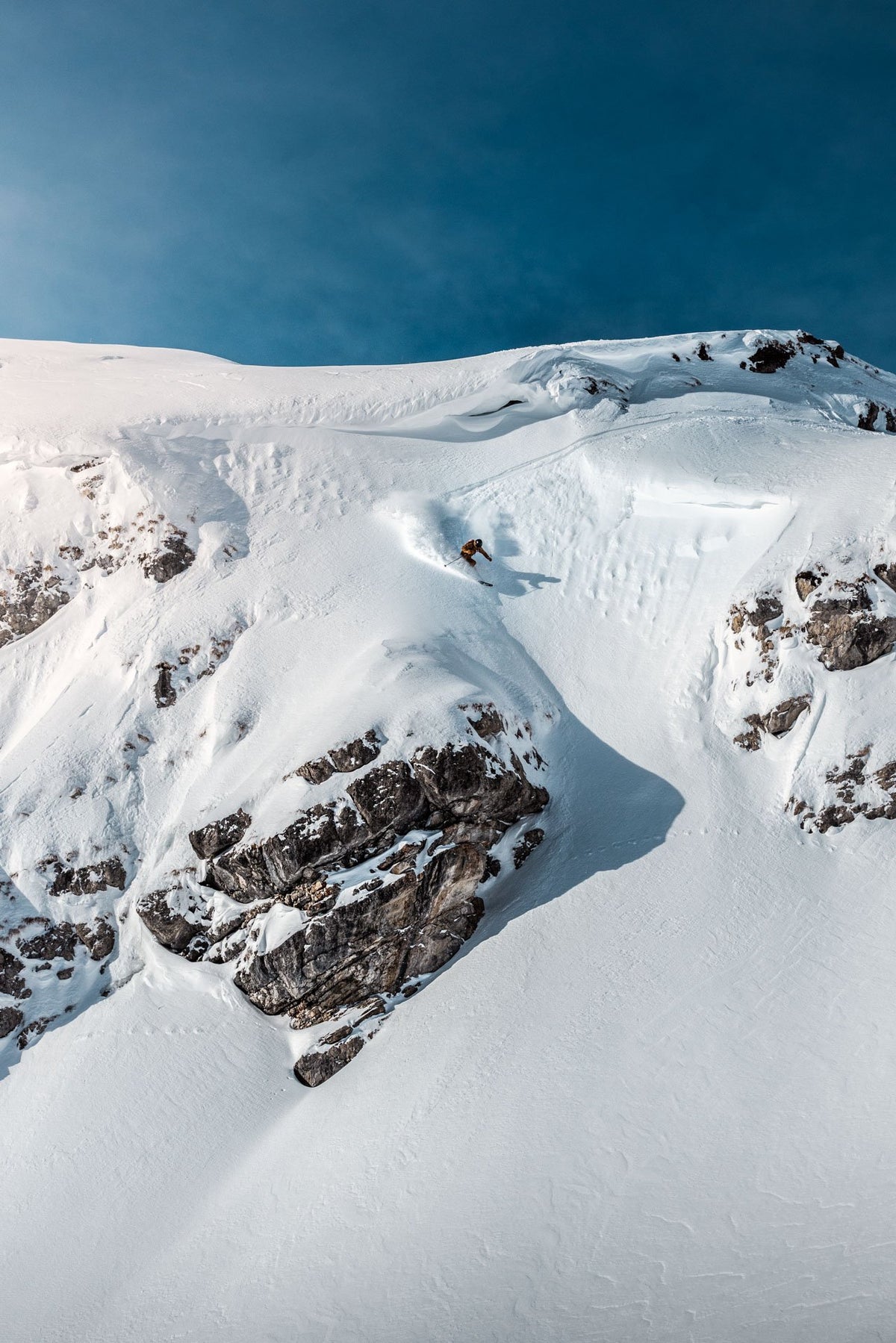 Photo Skier Dropping a Steep Line, Arlberg