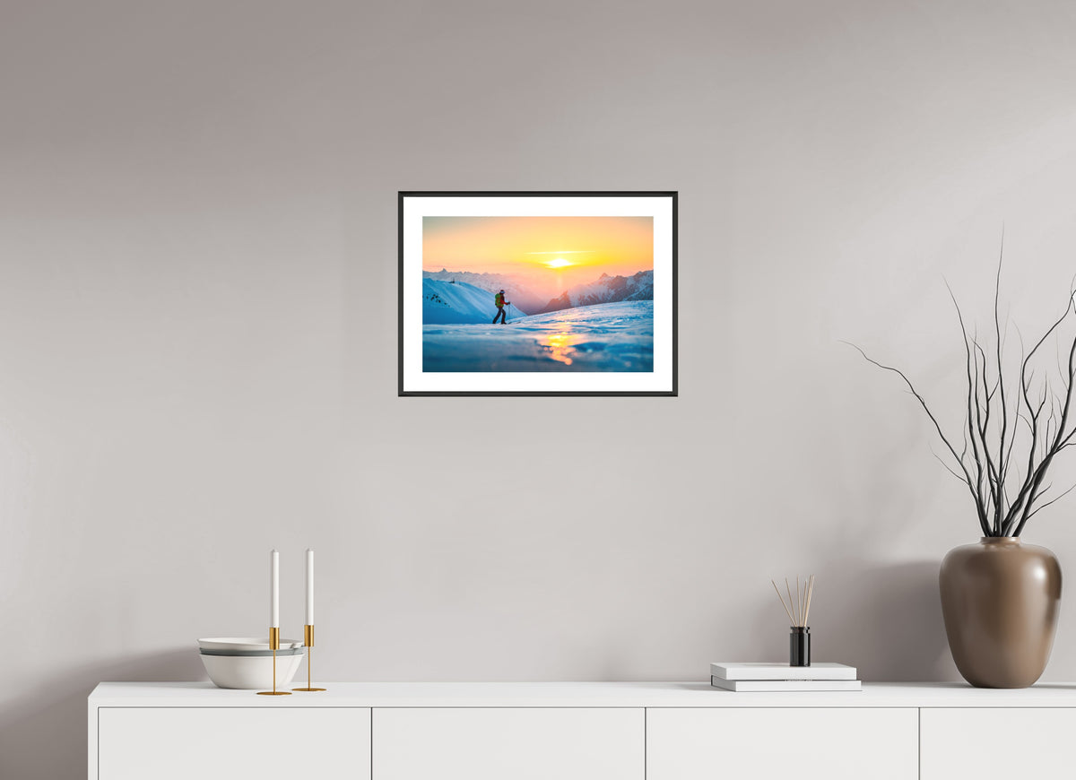 Ski Tour Sunset, Stuben Arlberg, 45 x 30 cm, framed Schwarz