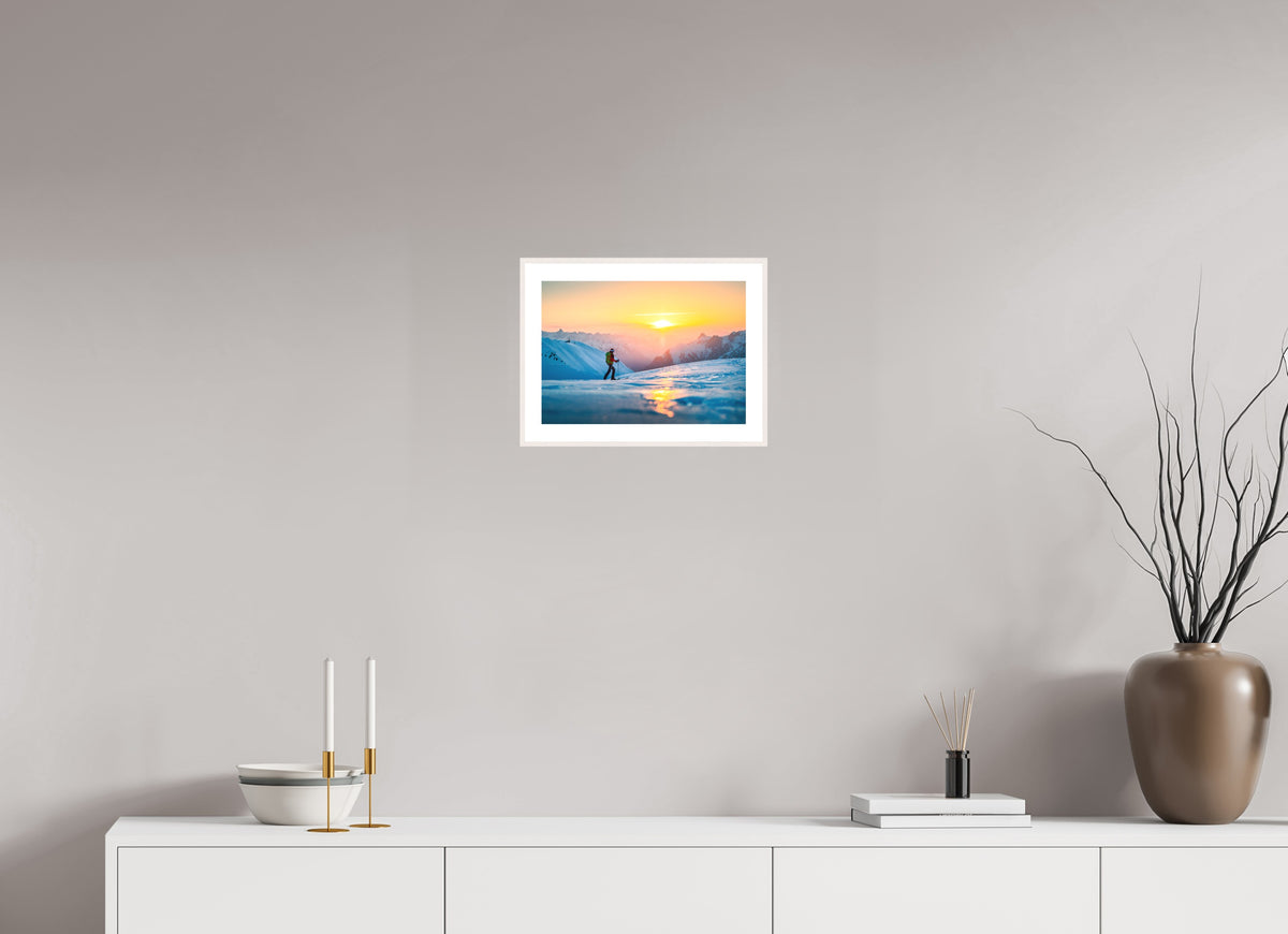 Ski Tour Sunset, Stuben Arlberg, 30 x 20 cm, framed Weiß