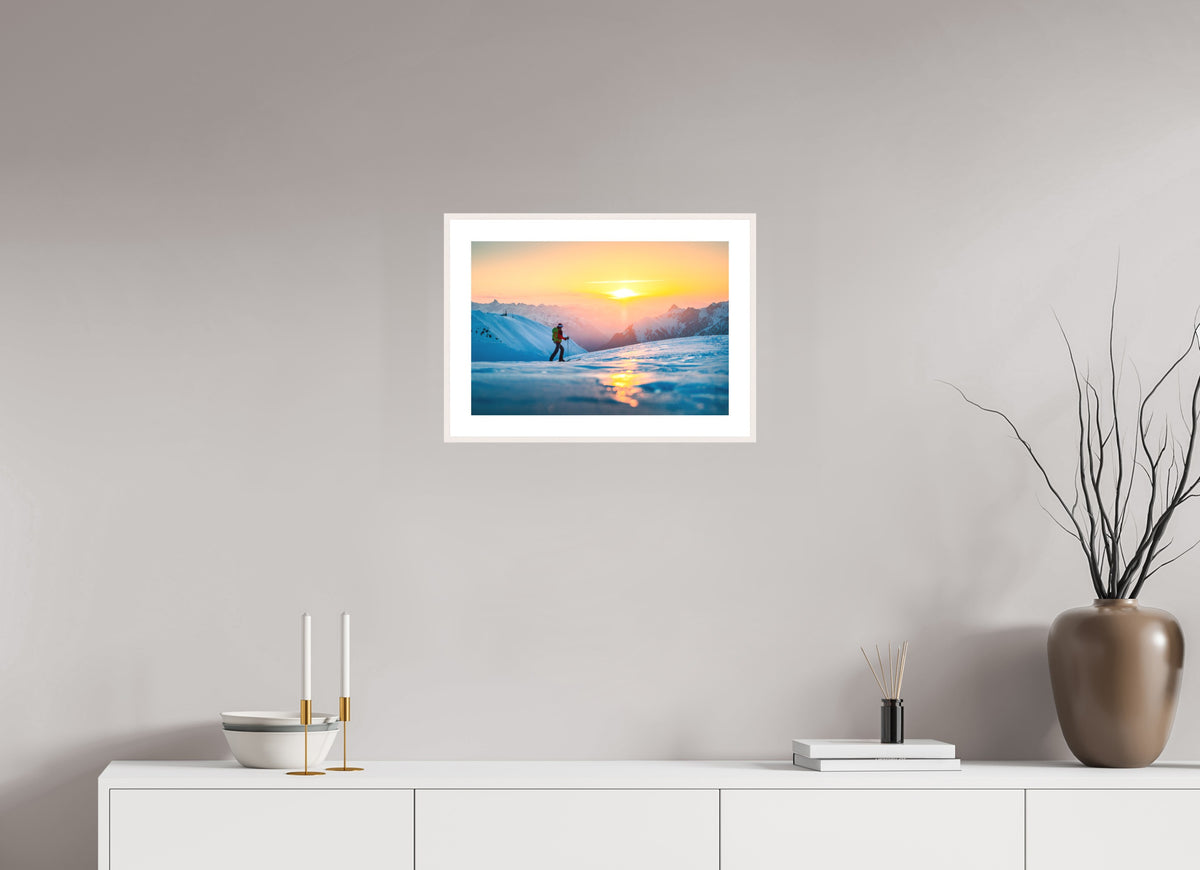 Ski Tour Sunset, Stuben Arlberg, 45 x 30 cm, framed Weiß