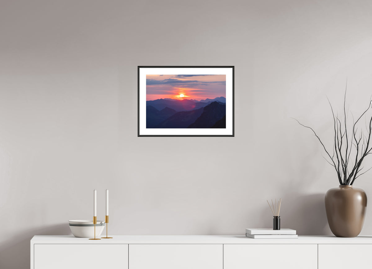 Hohe Matona Sunrise Layers, Alps, 45 x 30 cm, framed Schwarz