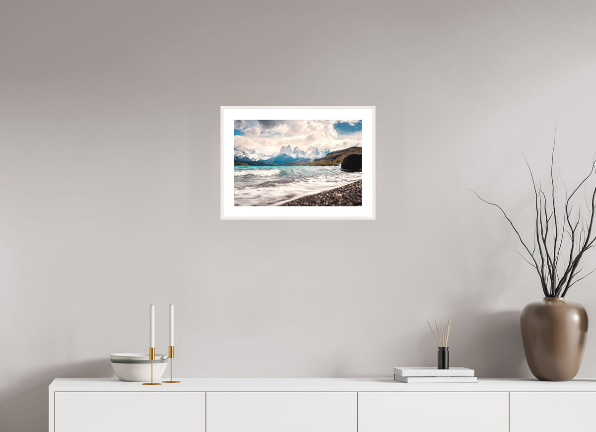 Torres del Paine, Dramatic Skies, 45 x 30 cm, framed Weiß