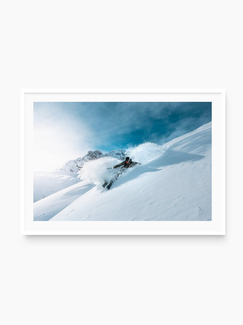Deep Powder Turn, Zürs, white frame