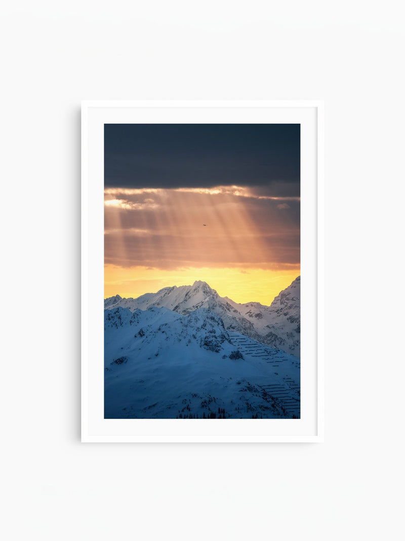 Light Rays Over the Peaks, Zürs, white frame